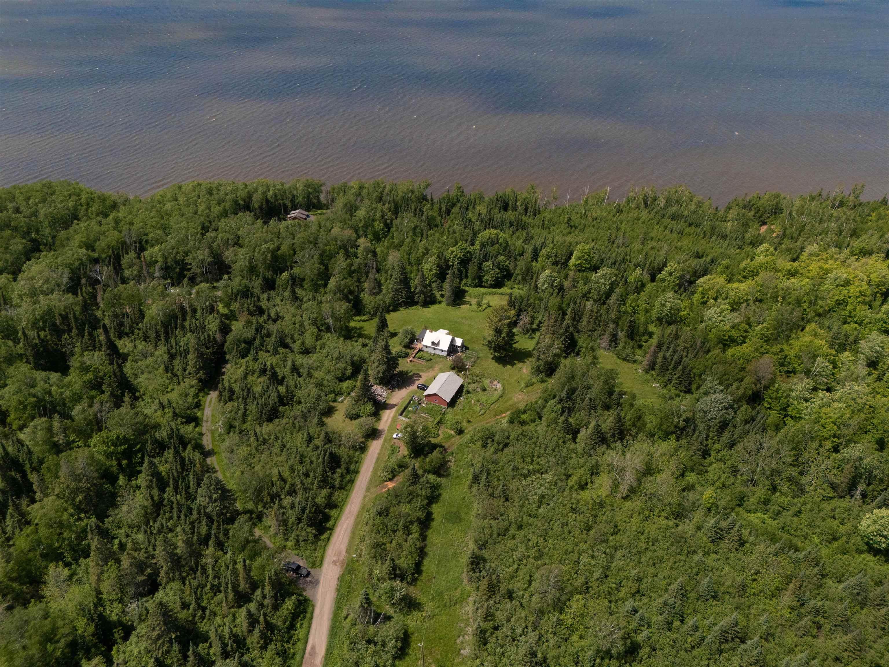 Image 0: Stunning Lake Superior Property