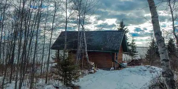 40 Beacon Hill Dr