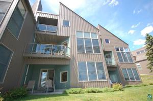40 Surfside Dr