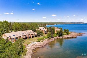 1620 #105 Superior Shores