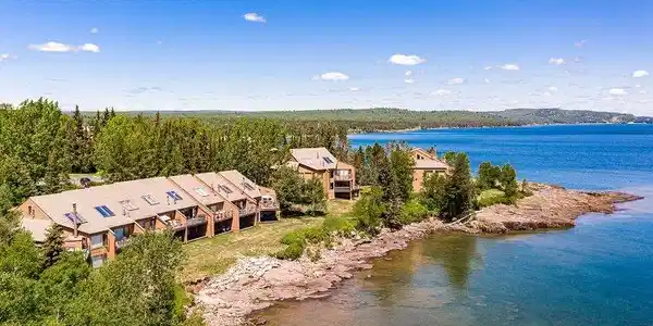 1620 #105 Superior Shores