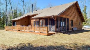 927 South Shore Rd