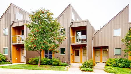 40 Surfside Dr