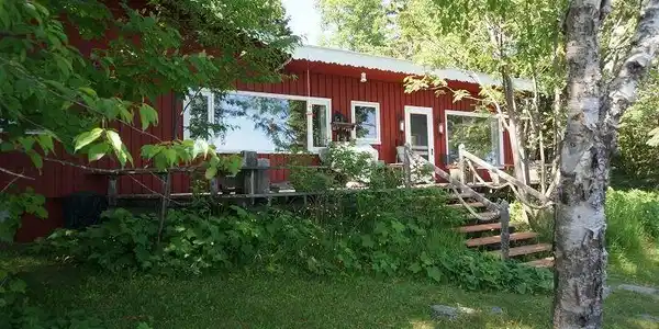 4010 Cascade Beach Rd