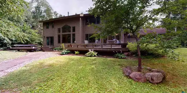 493 South Shore Dr