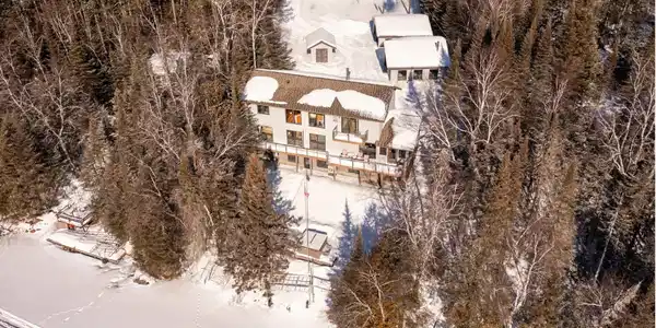 1480 Devil Track Rd