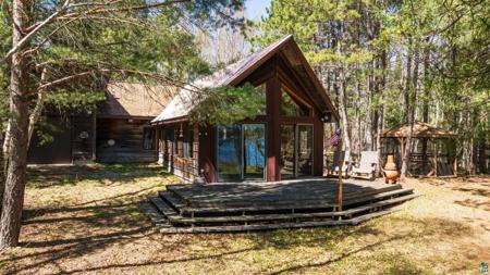 632 Voyageur Rd