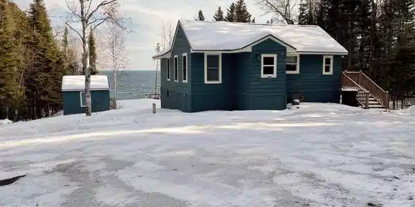 1722 Highway 61