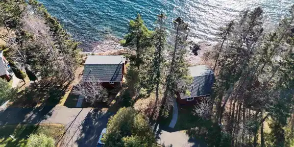 4-540 Old North Shore Rd