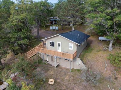 6833 View Point Lodge Rd