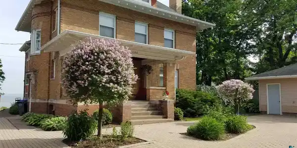 5148 London Rd