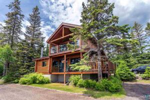 5852 North Shore Dr