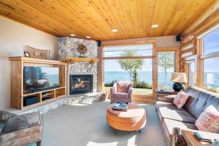 2826 Highway 61