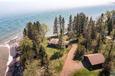 1588 Driftwood Ln