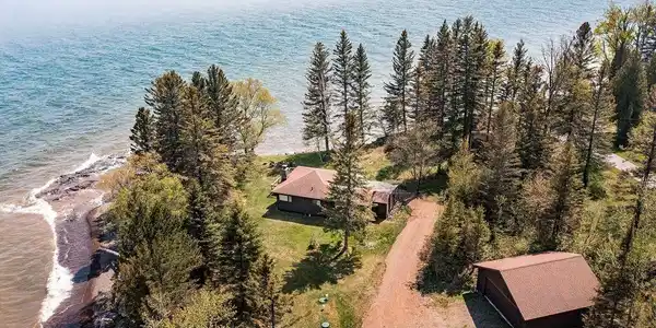 1588 Driftwood Ln