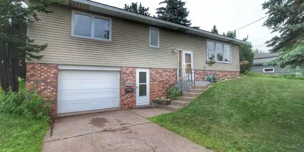 2210 Minnesota Ave