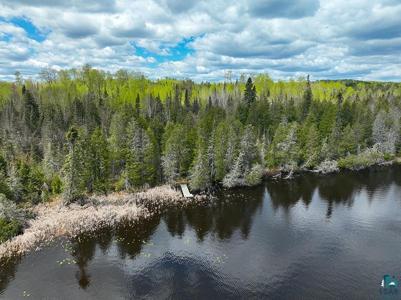 48 Christine Point Rd