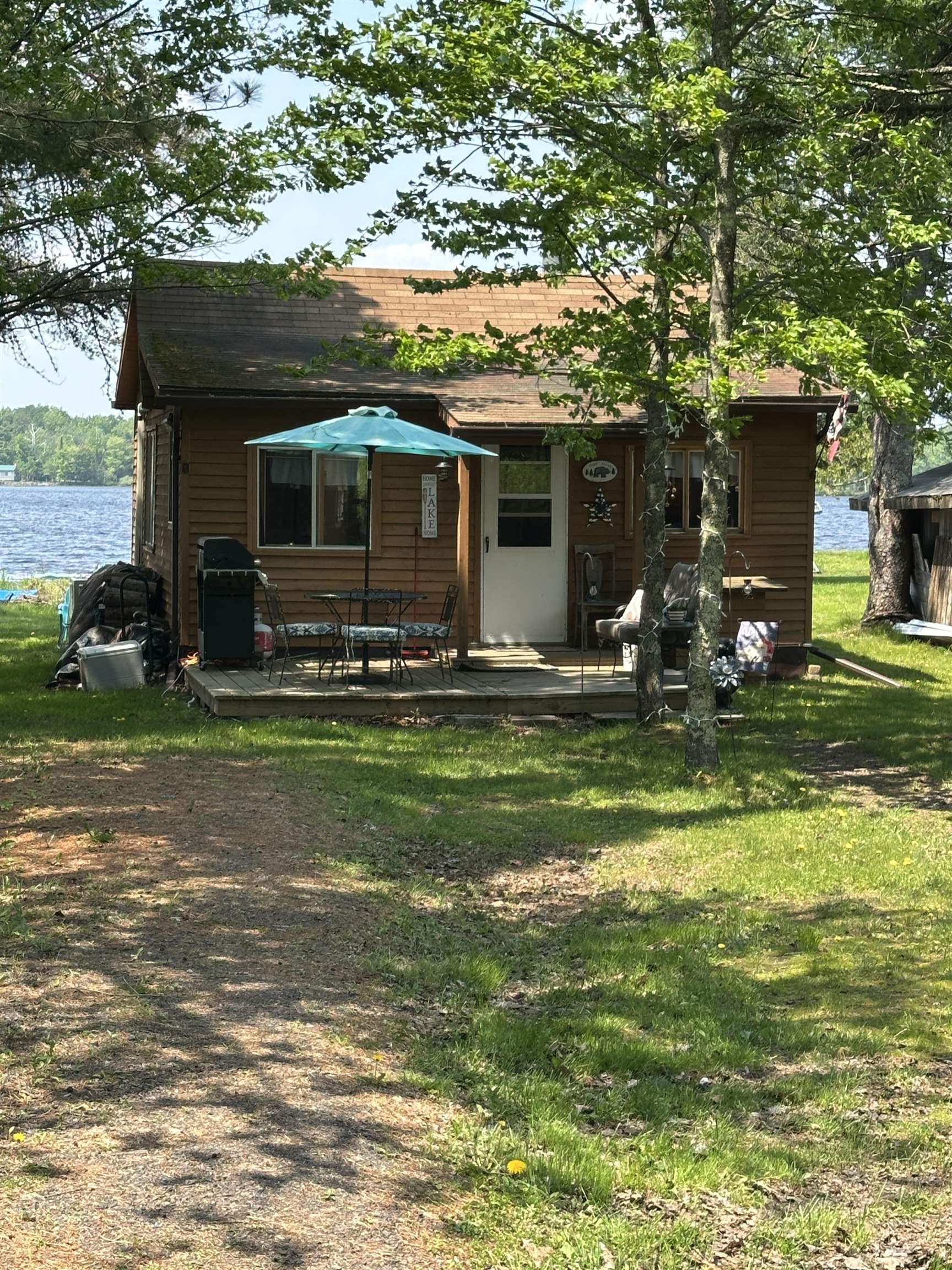 Image 0: Front of Cabin