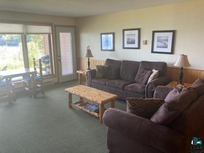 1602 Superior Shores