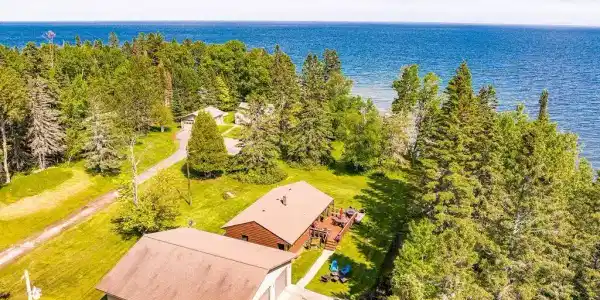 1690 Highway 61