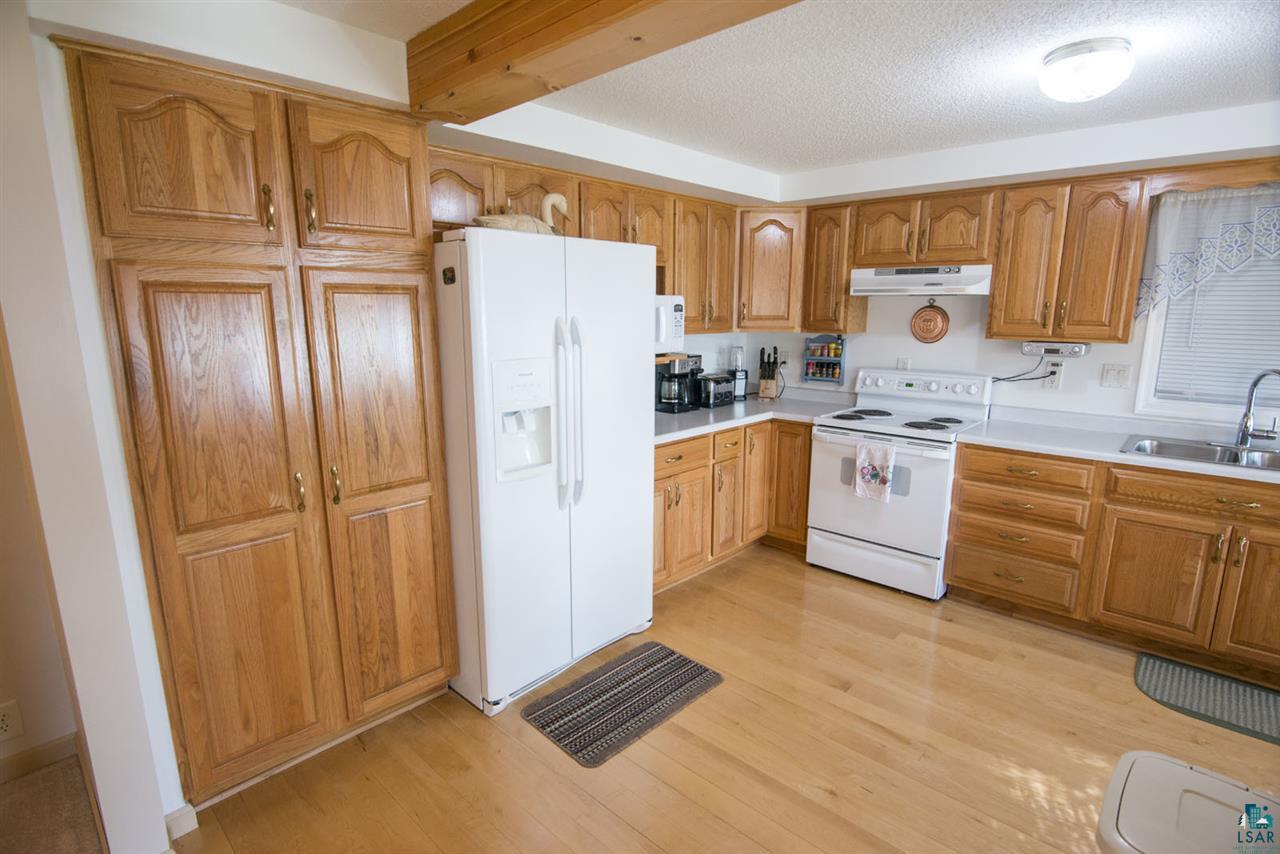 Image 2: Kitchen pantry