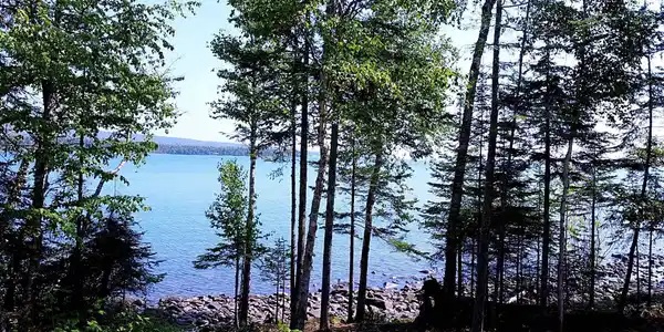 10 Big Bay Point