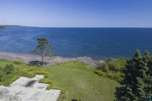 1812 Silver Cliff Rd