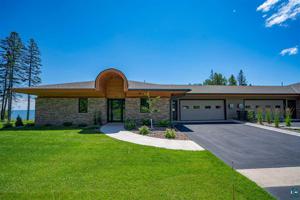 8411 Congdon Blvd