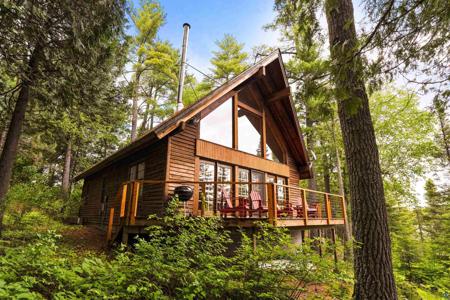 125 Voyageurs Point Rd