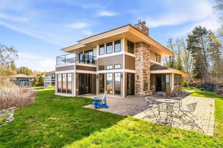 1759 Silver Cliff Ln