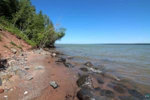 89BBB Lot 2 Bark Point Rd