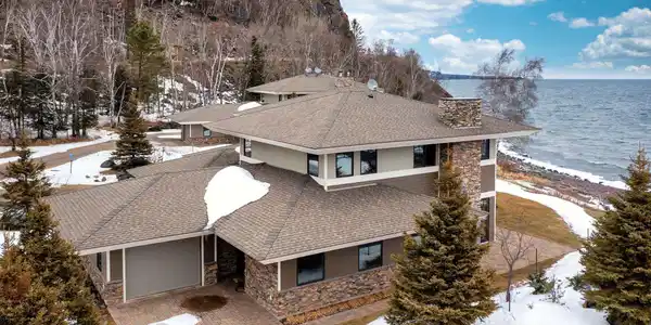 1754 Silver Cliff Ln