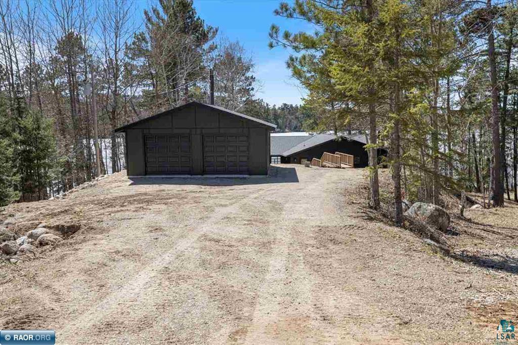 Image 3: 24x32 Garage