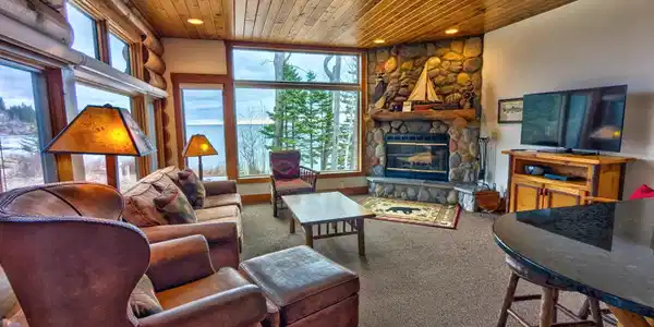 2826 Highway 61