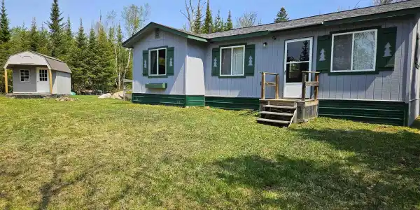 1268 Tom Lake Rd