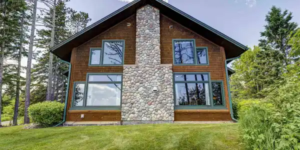 2826 Highway 61