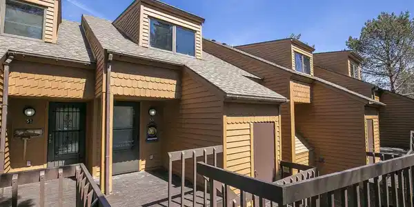 1540 #53 Superior Shores