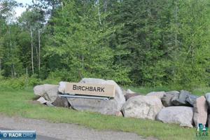 5625 Birchbark Landing
