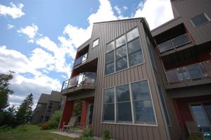 40 Surfside Dr