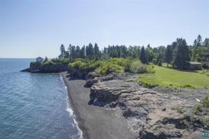 1806 Silver Cliff Rd