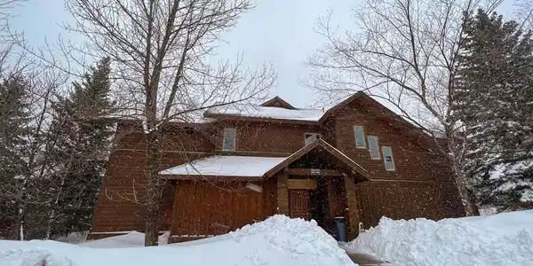 562 Poplar River Rd