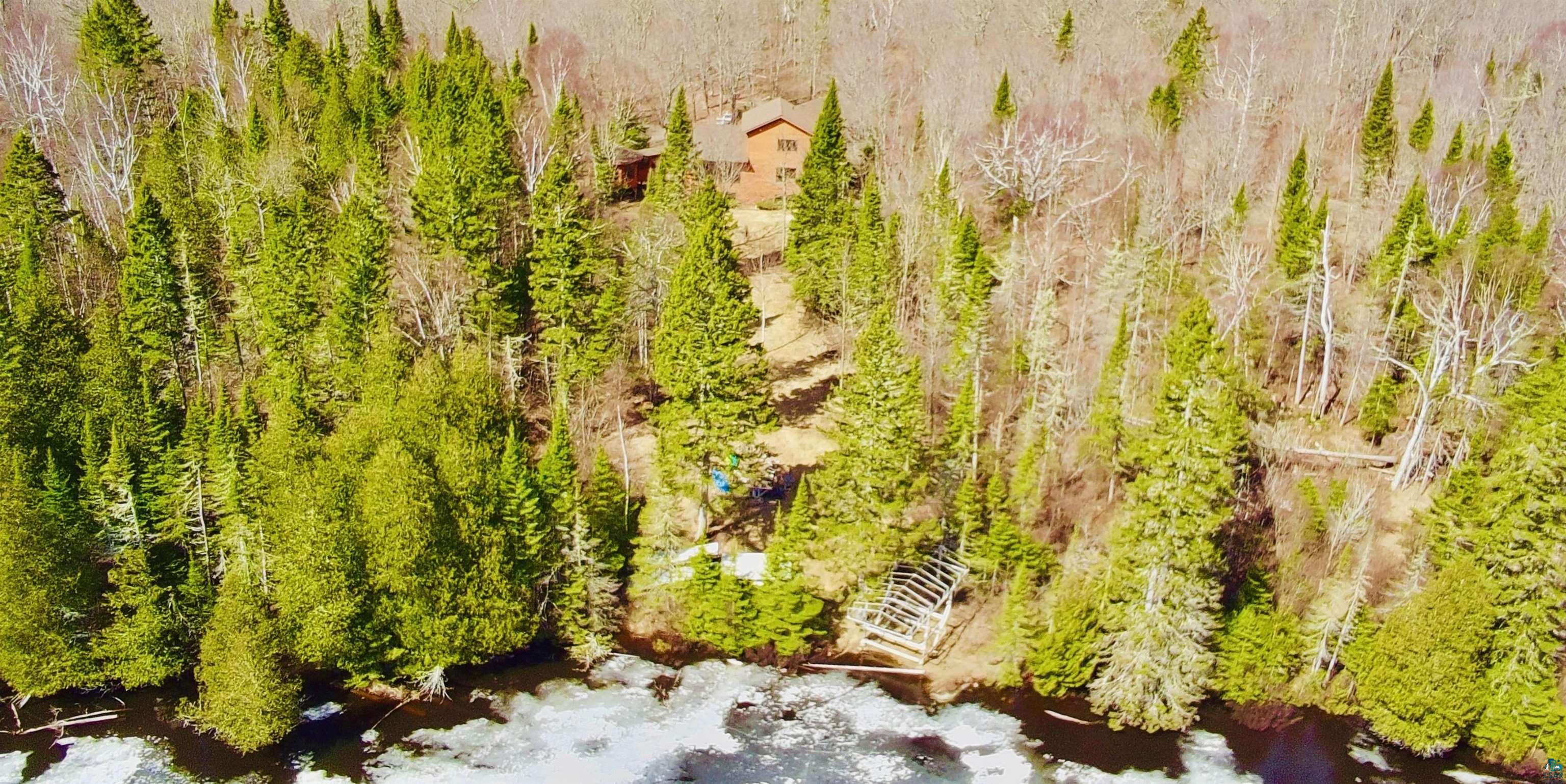 Image 0: Image quality insufficient for description, Caribou Lake Home