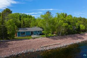 1870 Highway 61 E
