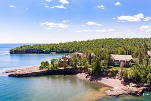 1615 Superior Shores