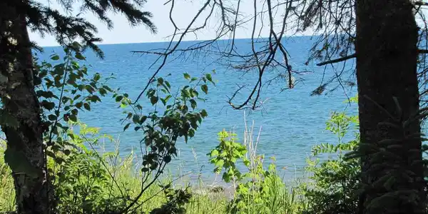 47xx Cascade Beach Rd