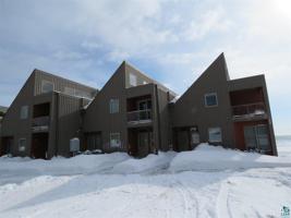 40 Surfside Dr