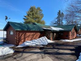 7590 Barrs Lake Rd
