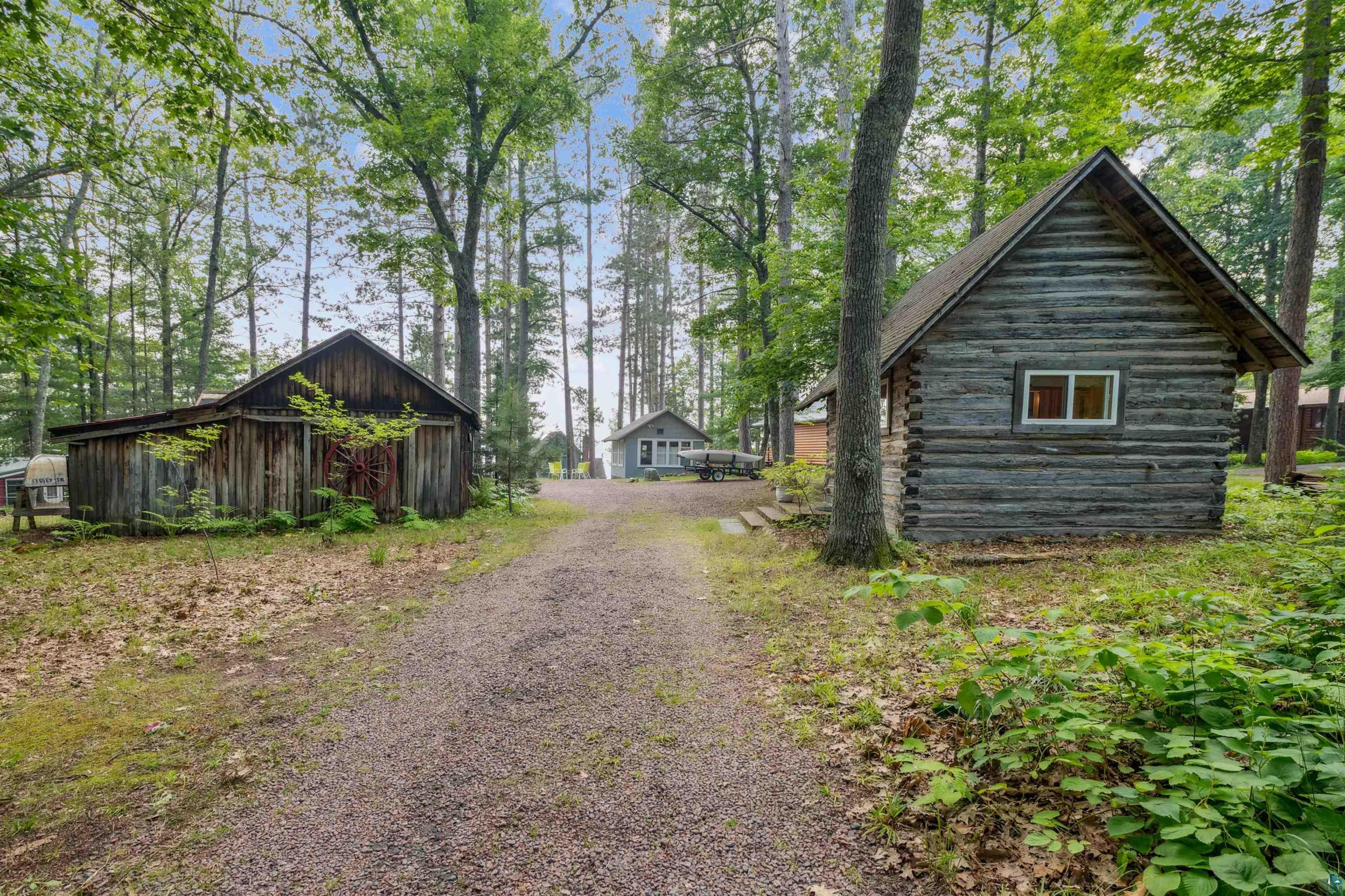 Image 3: Driveway