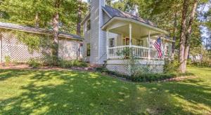 212 Shady Lane