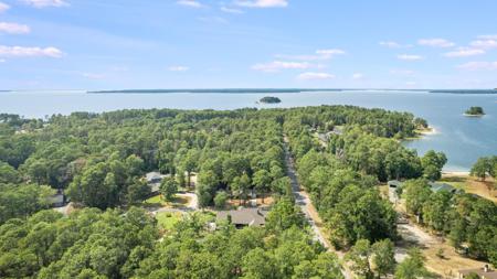 128 Barkwood Dr.